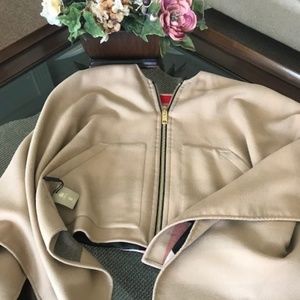 **SOLD** Burberry Zip-Front Poncho Camel Gorgeous